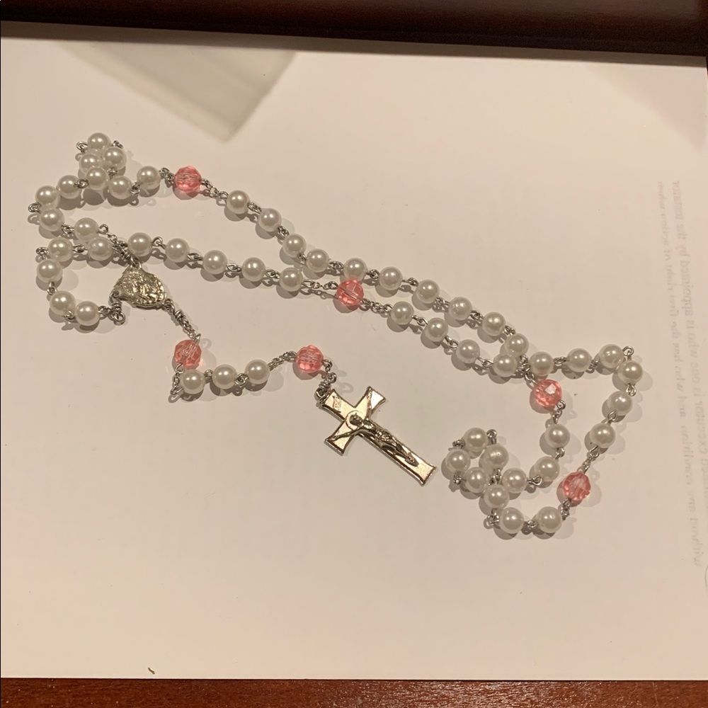Vintage rosary w faux pearls and stainless wire 30” w cross and Mary and Jesus - Picture 1 of 6
